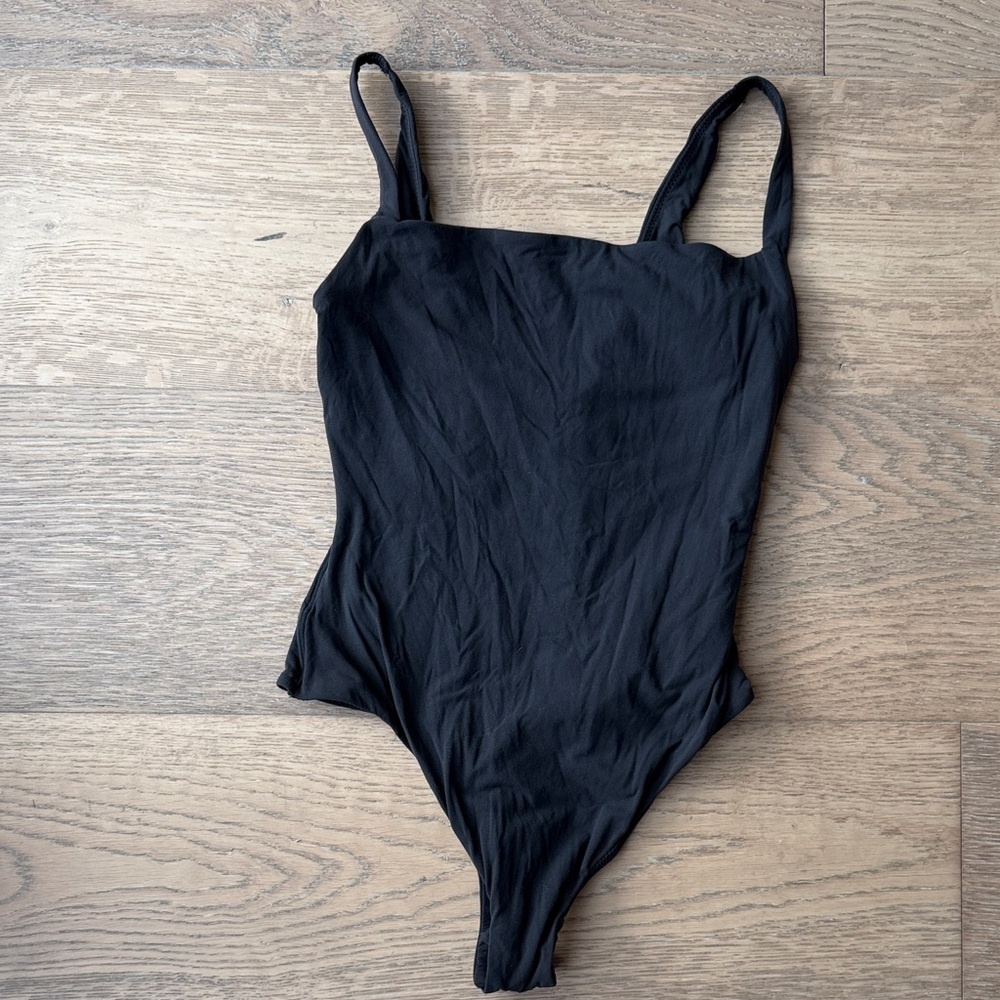 Skims bodysuit black small never worn